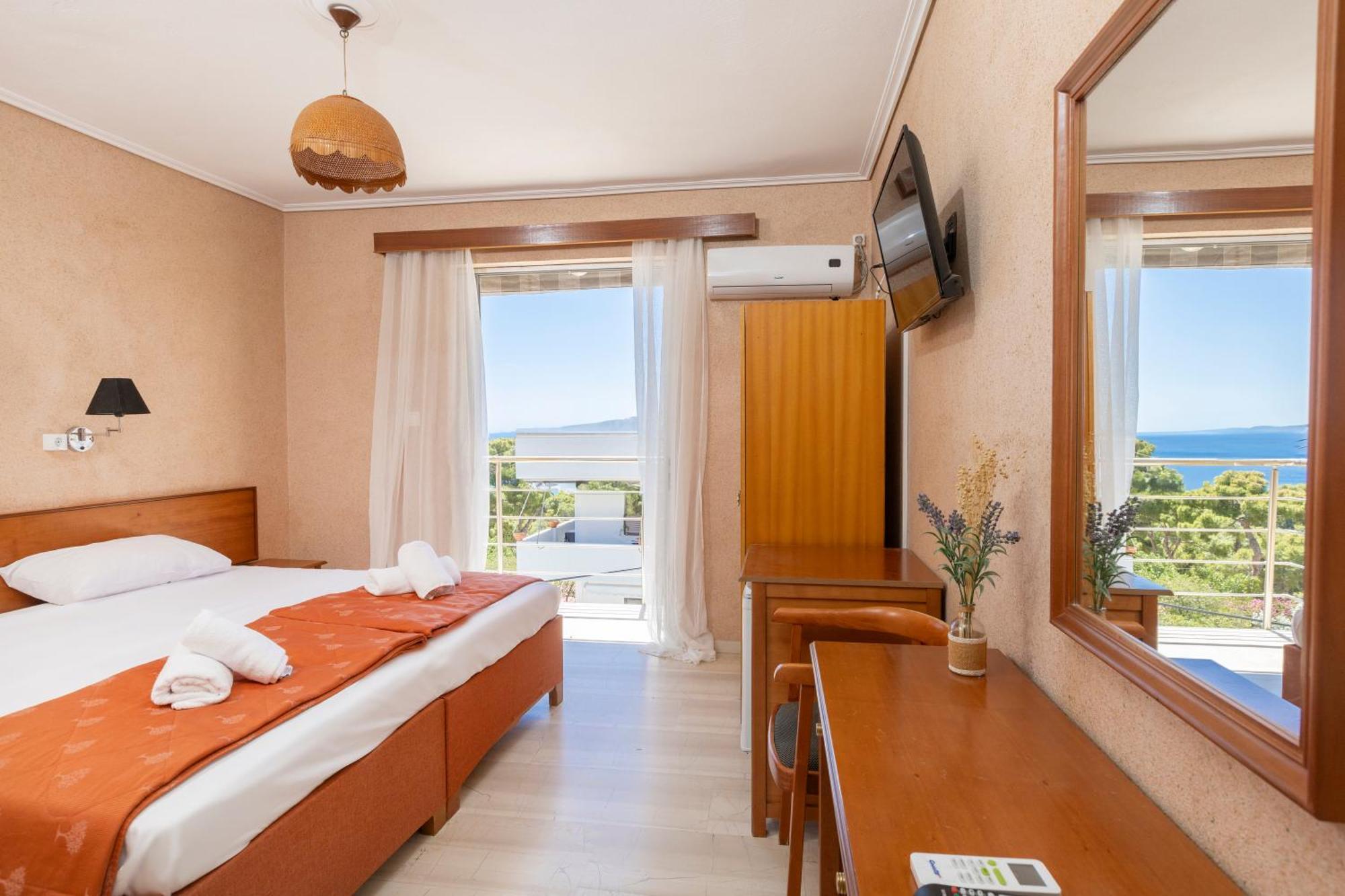 Oelia Rooms & Apartments Agia Marina  Eksteriør bilde